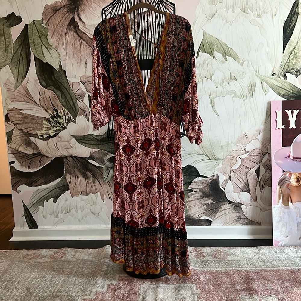 Year-round dress